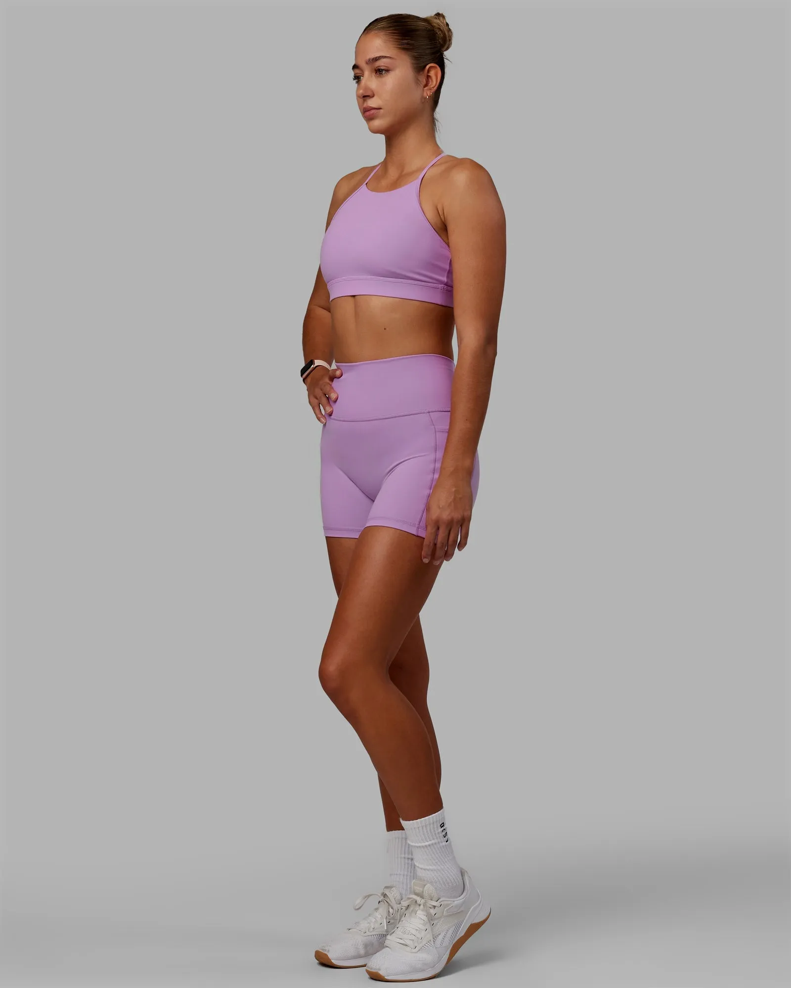 Lift High Neck Sports Bra - Light Violet